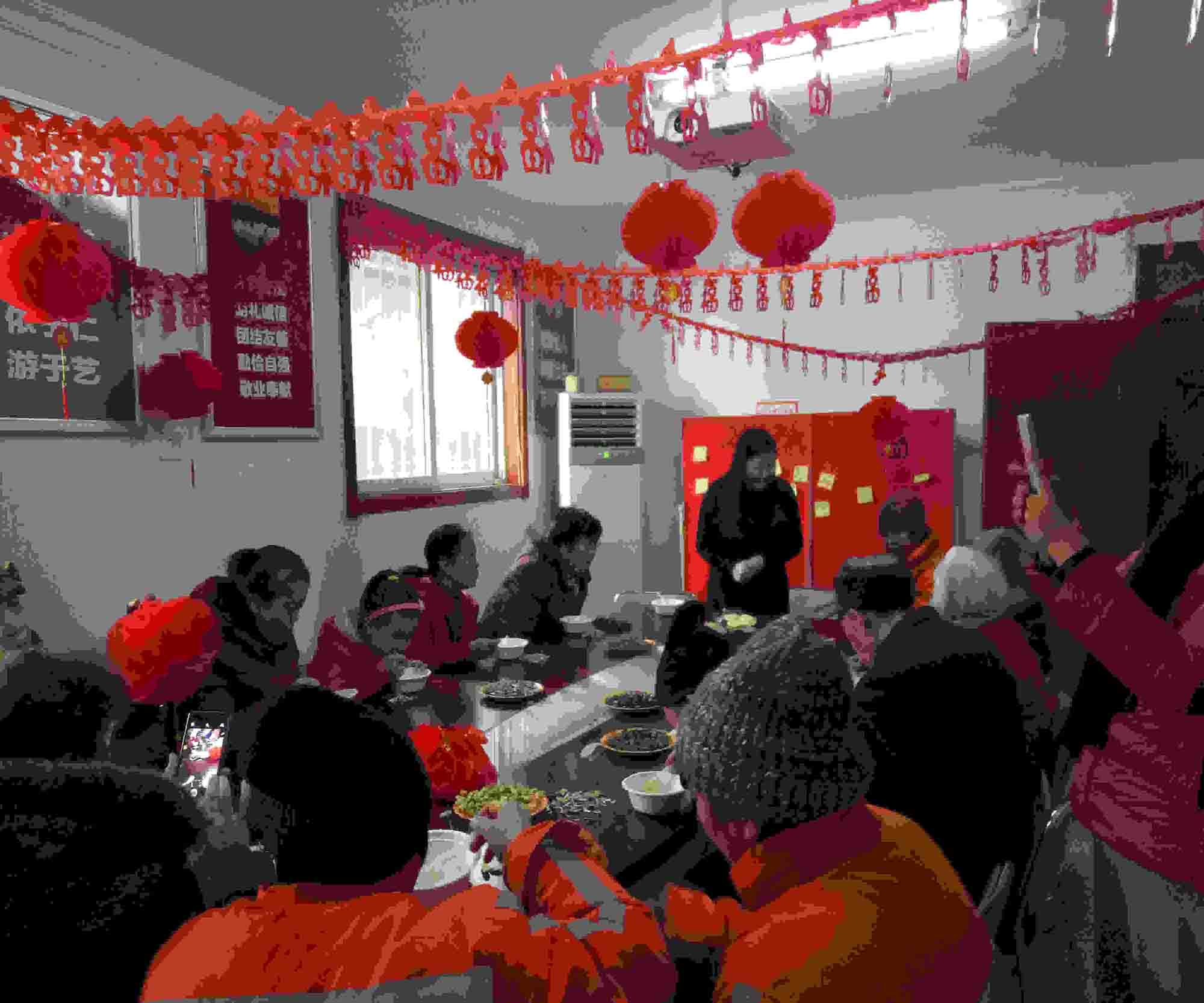 吃元宵_副本_副.jpg 吃元宵_副本_副.jpg