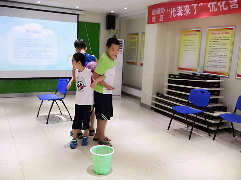 勇往直前.jpg 勇往直前.jpg