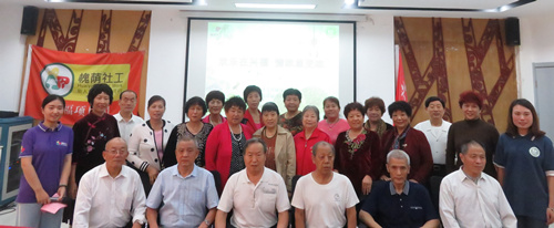 中秋大合影.jpg 中秋大合影.jpg