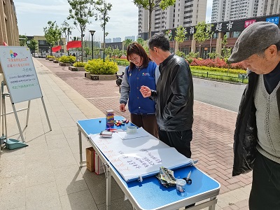 社工与居民建立关系照片1.jpg